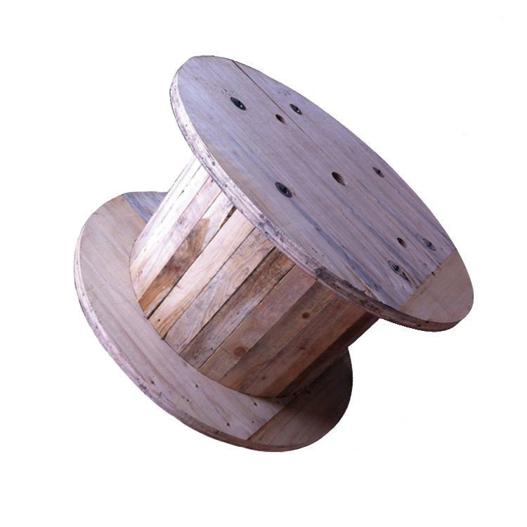 Cuatro vías de cable de madera redondo gran bobina de cable de madera utilizado para el cable