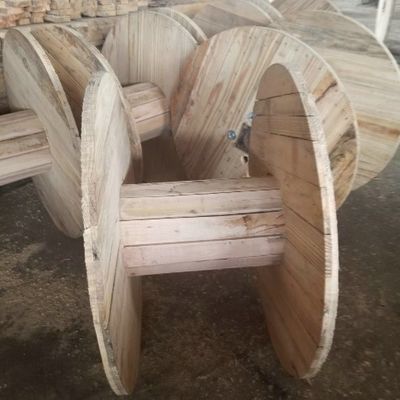 Buen precio Nudo de roble cables de madera vacíos tambor de pino grandes carretes eléctricos de madera en línea