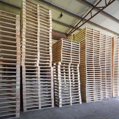 Buen precio 1200 X 800 Palés de madera de pino Estándar de alta seguridad Euro Pallet en línea